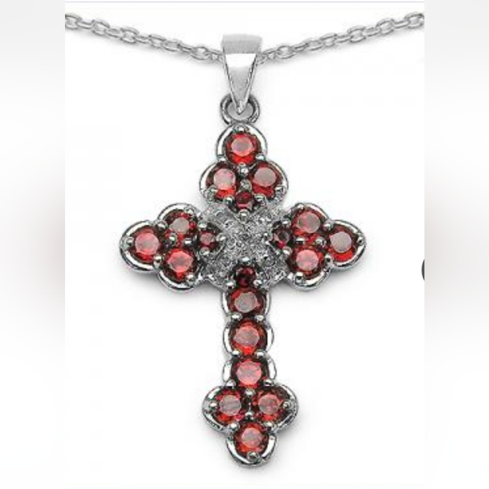 Gorgeous Womens White Gold Rhodium Over Solid Sterling Silver Diamonds and 2.0 C